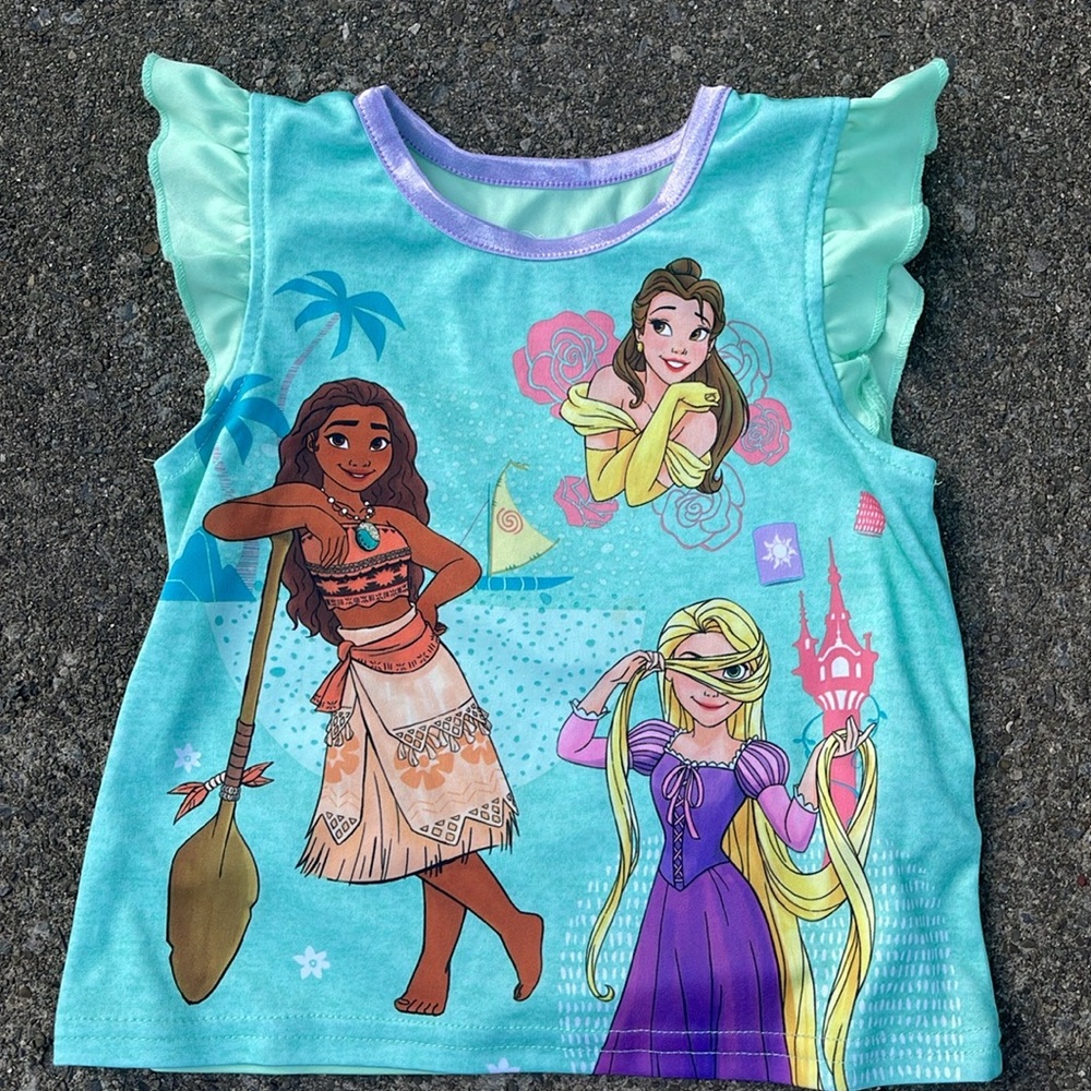Disney Princess Pajama Set. - Picture 2 of 7